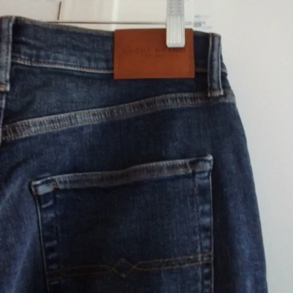 NWT Lucky Brand Men's 411 Athletic Taper, 31×30